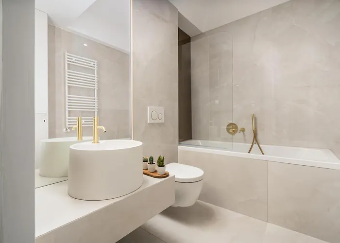 North By Urbanesq Cortina A Апартаменты *