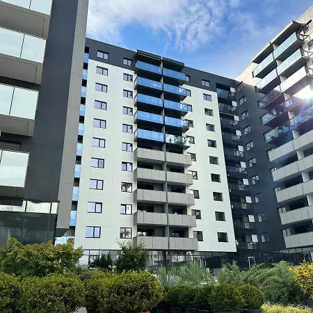 North By Urbanesq Cortina A Apartment