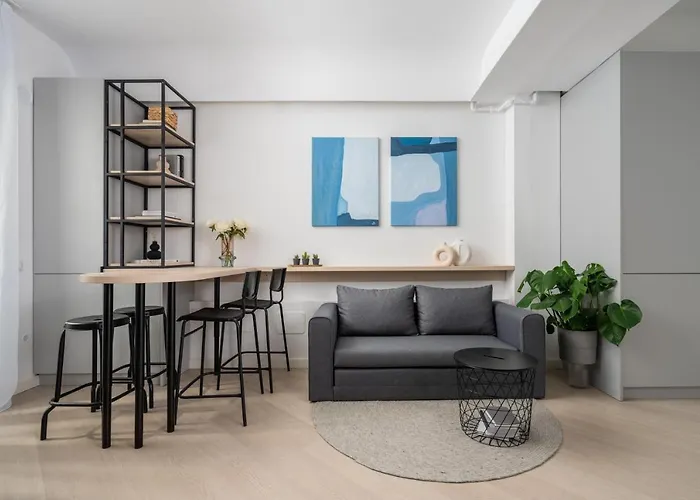 Апартаменти North By Urbanesq Cortina A Бухарест